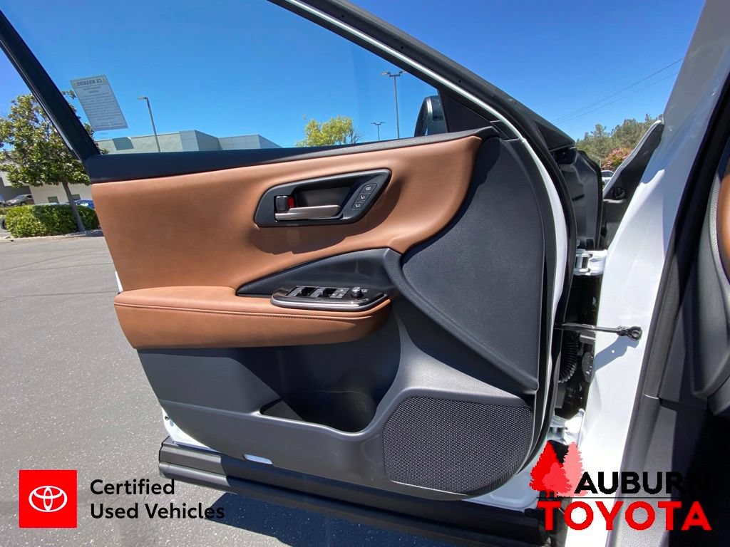 Certified 2025 Toyota Crown Signia w/ Advanced Technology Package AWD/4WD image 35