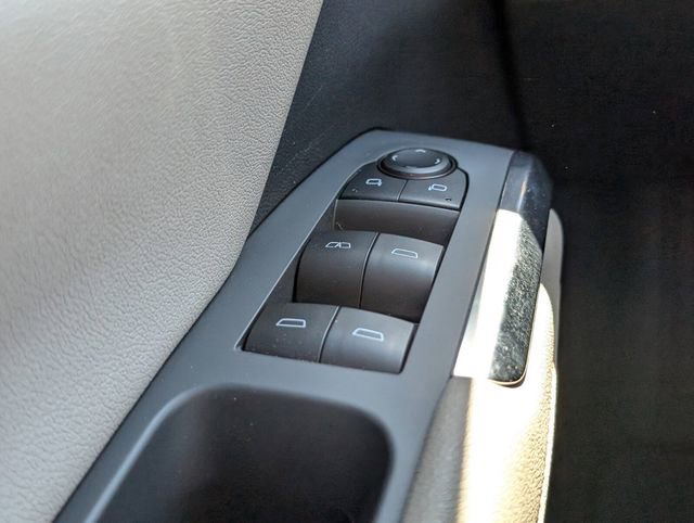 Certified 2025 Chevrolet Traverse LT image 20