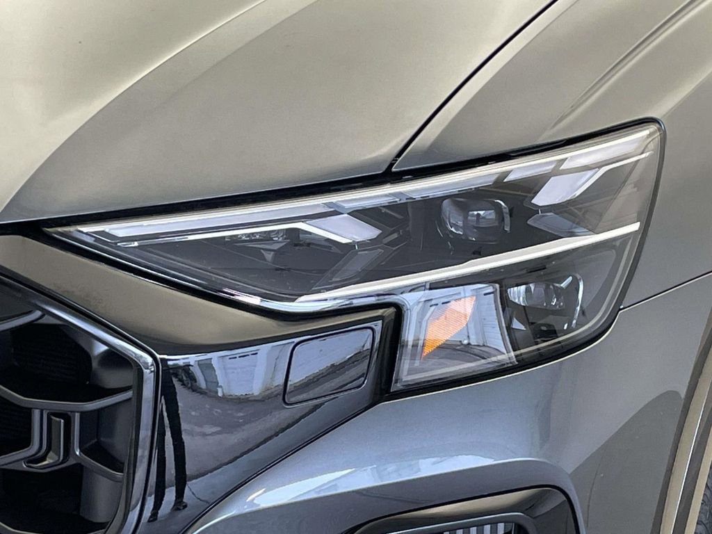 New 2026 Audi Q8 Premium Plus image 15