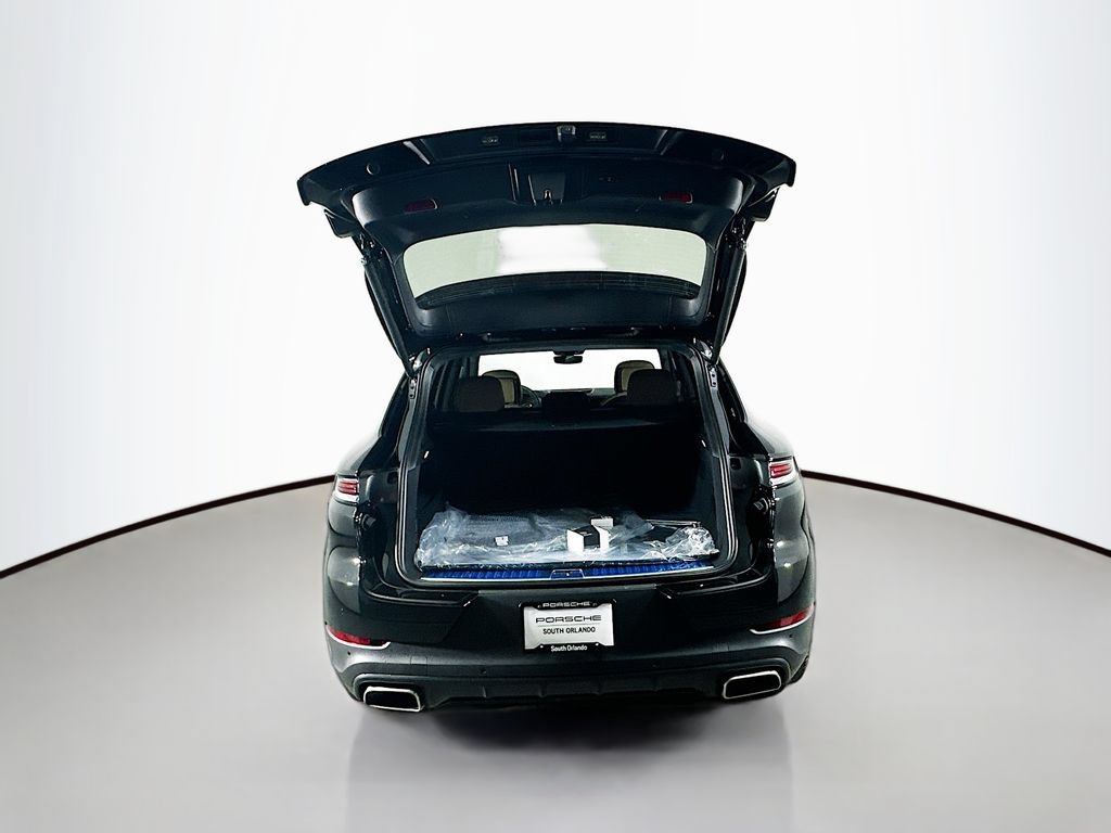 Certified 2026 Porsche Cayenne AWD/4WD image 27