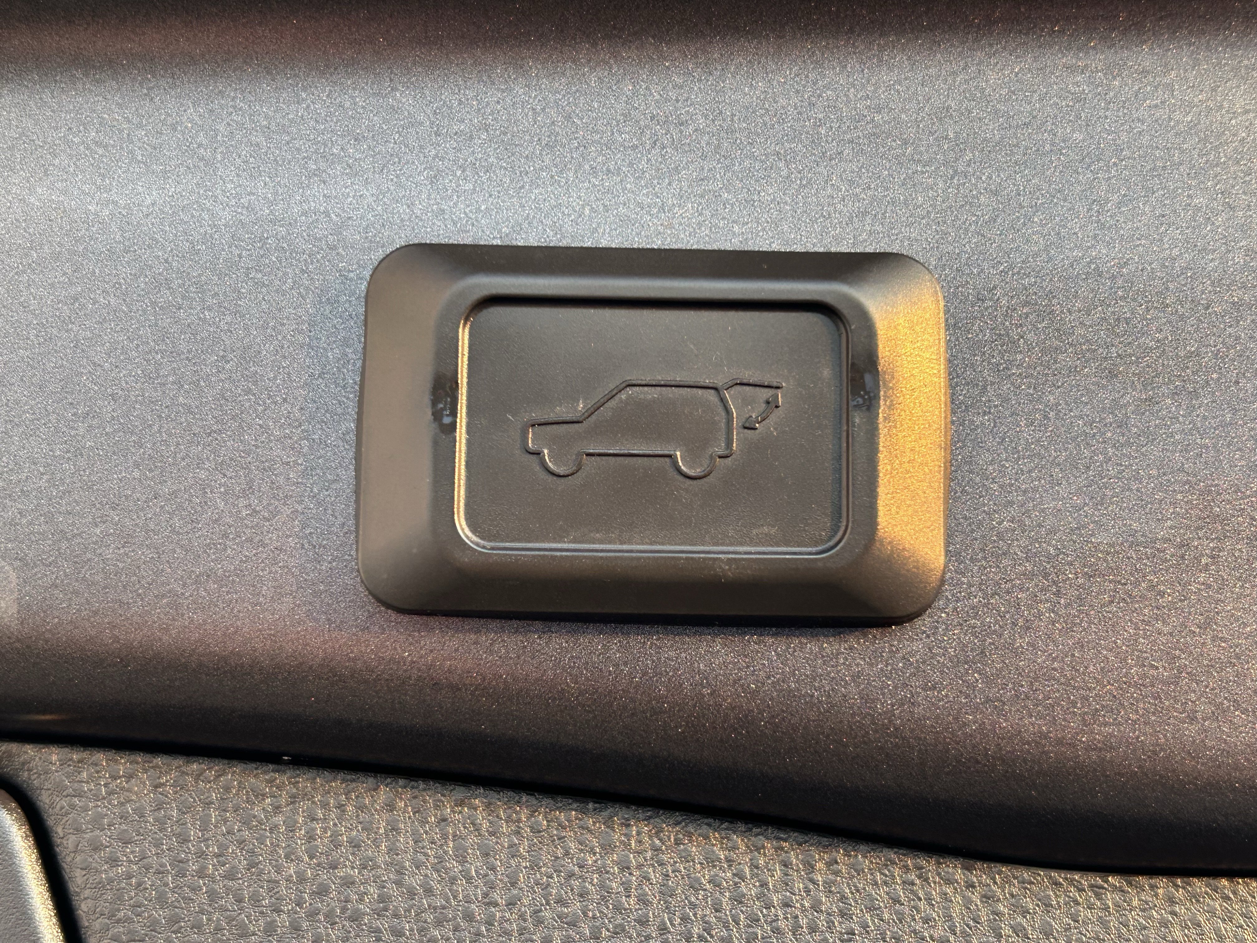 Certified 2023 Toyota RAV4 XLE Premium image 22