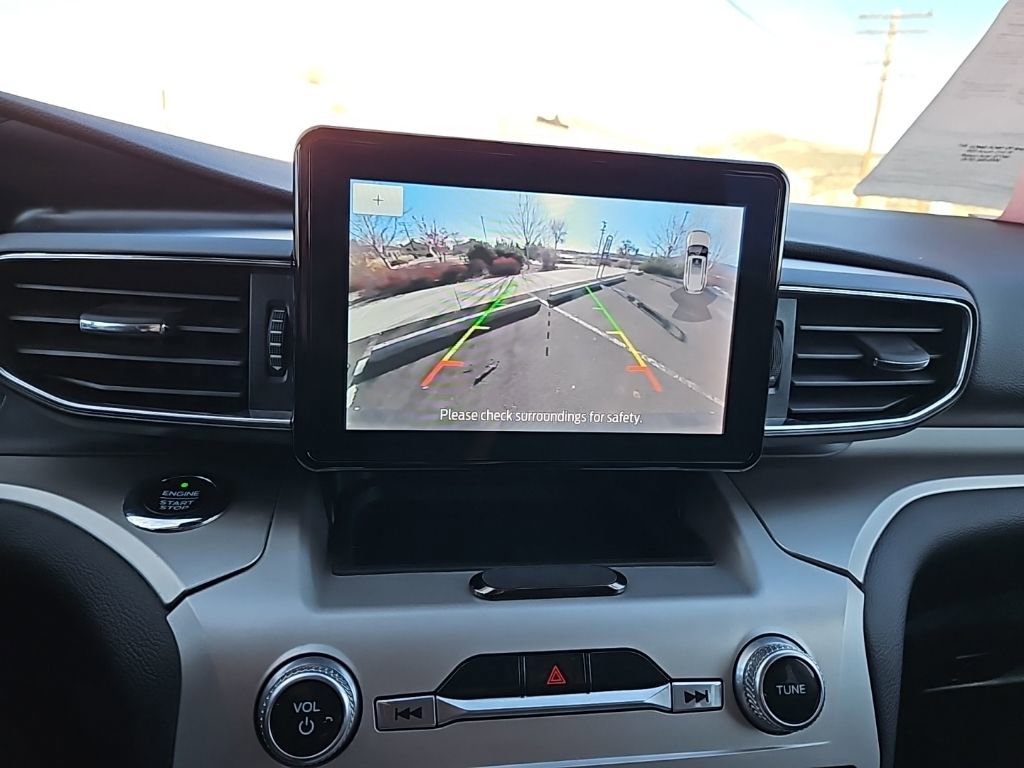 Used 2021 Ford Explorer XLT w/ Equipment Group 202A image 25