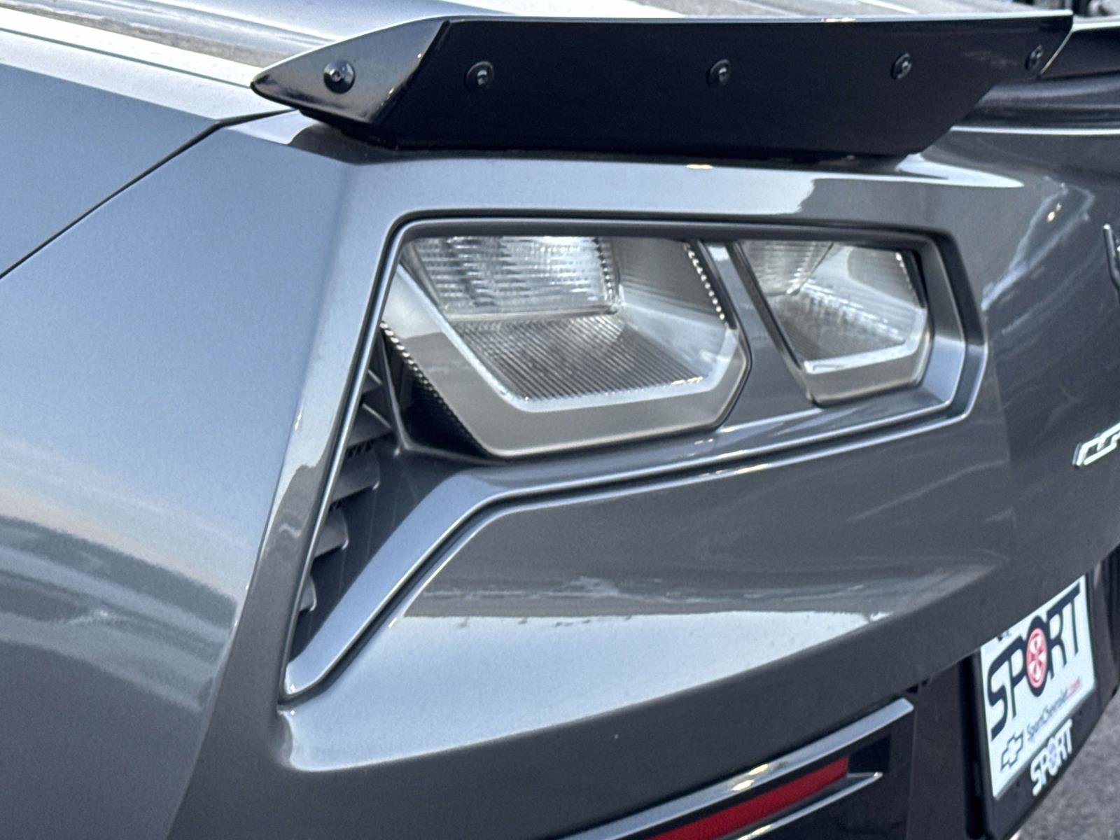 Used 2015 Chevrolet Corvette Z06 w/ 2LZ Preferred Equipment Group image 30