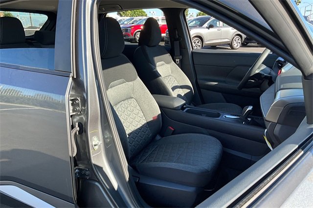 New 2026 Nissan Kicks SV image 11