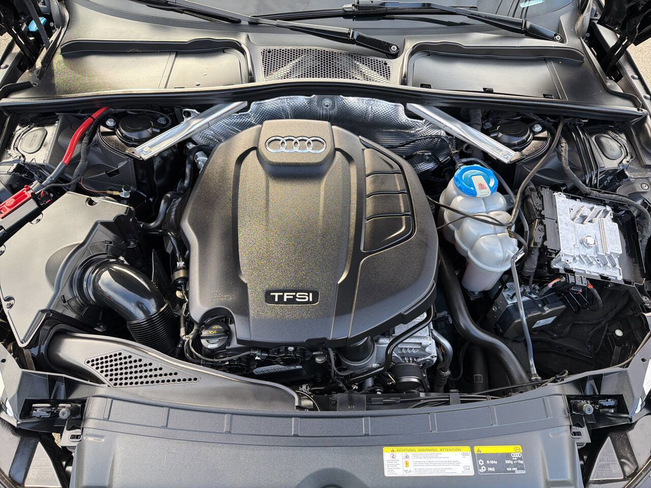 Used 2017 Audi A4 2.0T allroad Premium w/ Convenience Package image 15