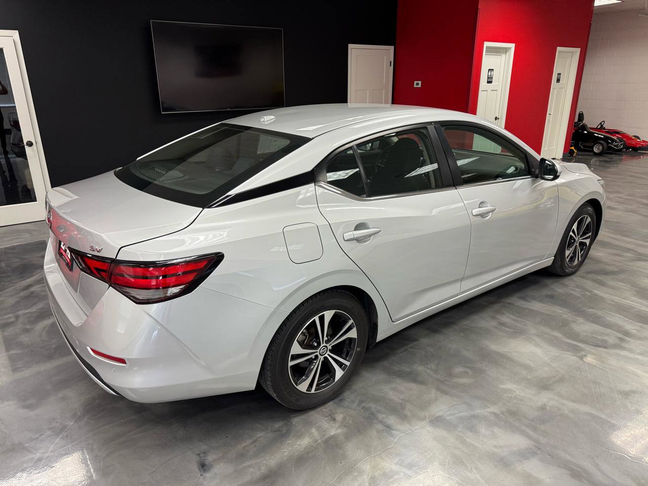 Used 2022 Nissan Sentra SV image 9