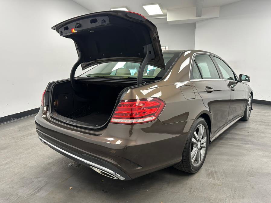 Used 2014 Mercedes-Benz E 350 4MATIC Sedan image 60