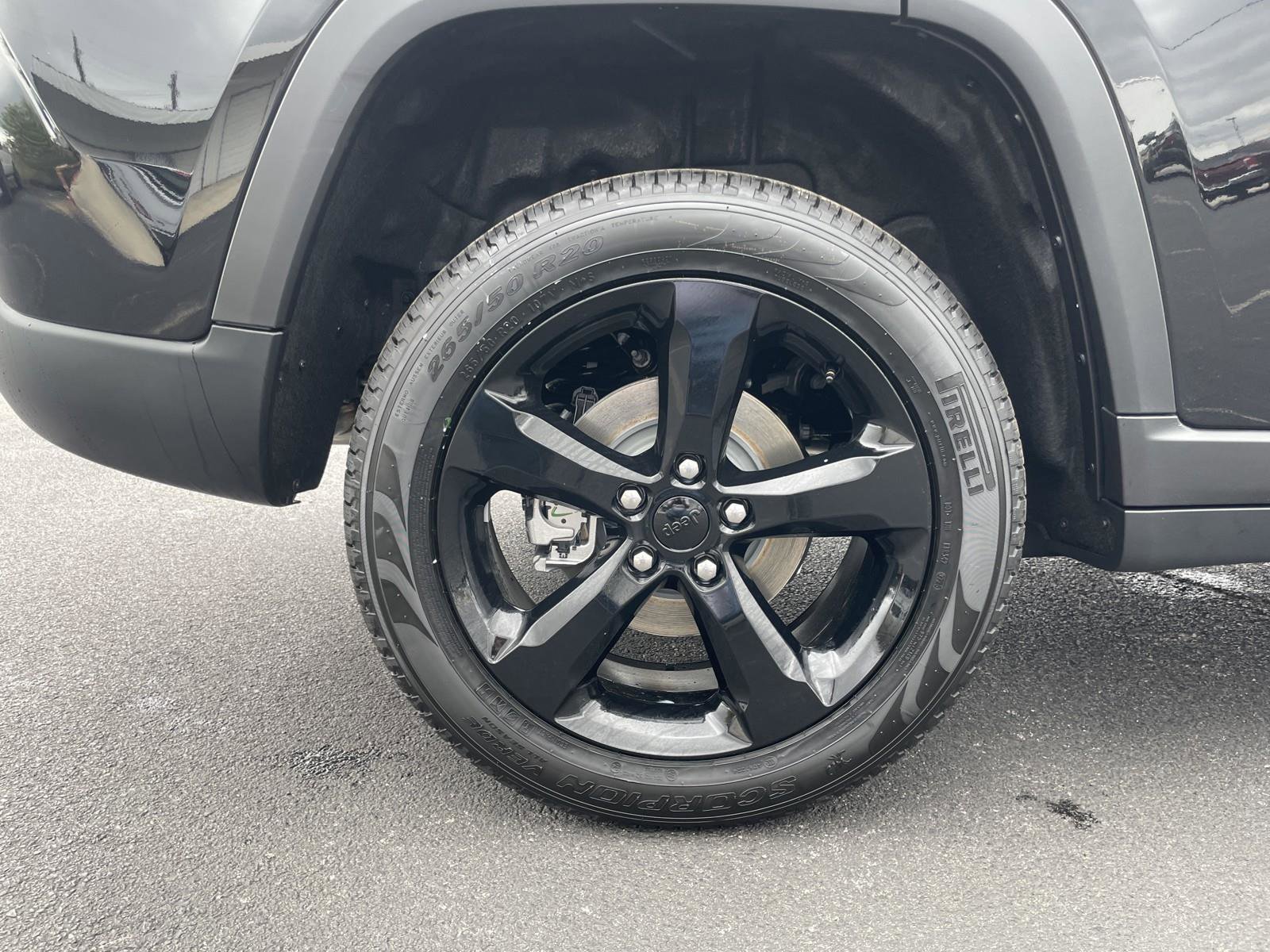 New 2025 Jeep Grand Cherokee Limited w/ Luxury Tech Group II image 49