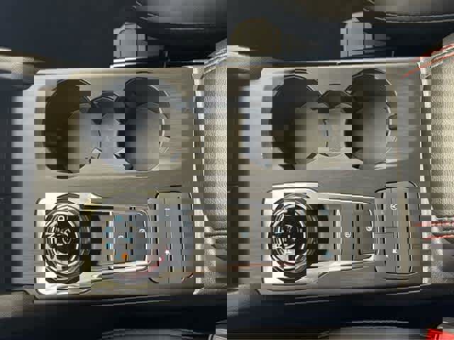 New 2025 Ford Escape ST-Line w/ Cold Weather Package image 38