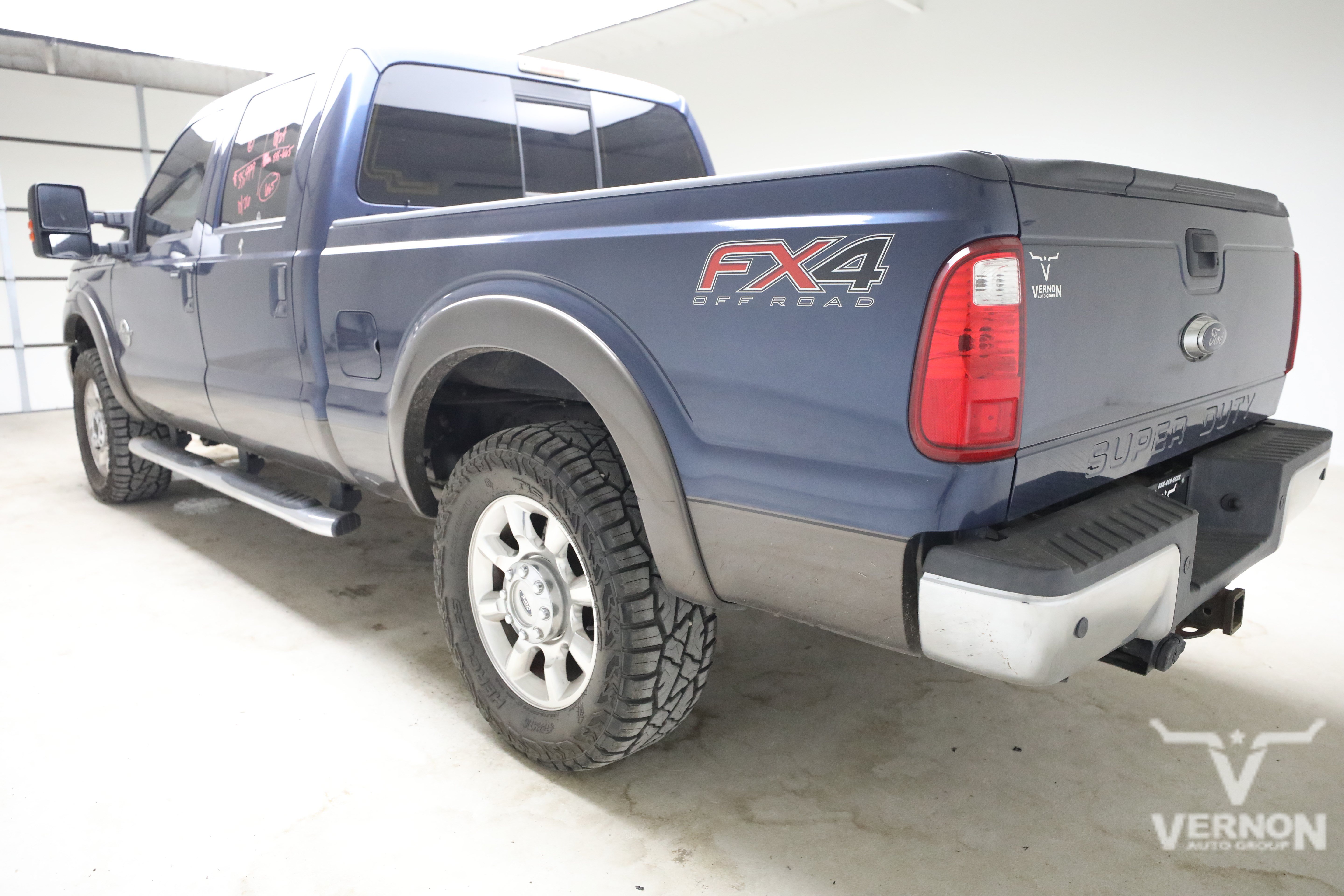 Used 2016 Ford F250 Lariat w/ Lariat Ultimate Package AWD/4WD image 2