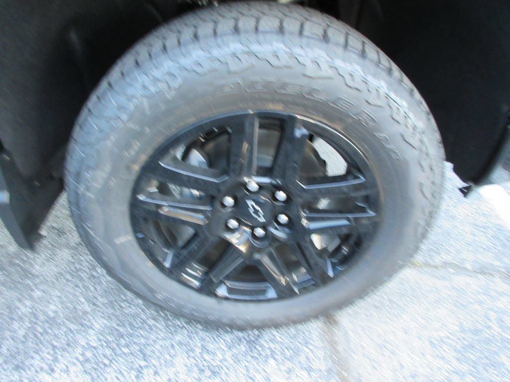 New 2026 Chevrolet Silverado 1500 LT Trail Boss w/ Convenience Package II AWD/4WD image 10