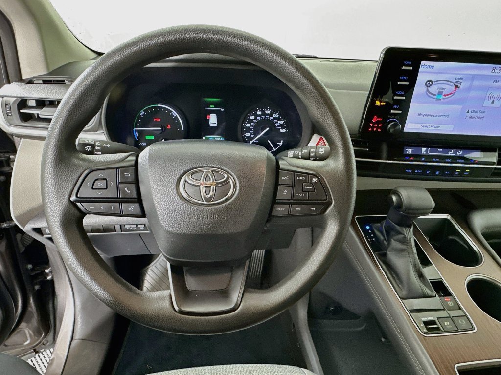 Certified 2022 Toyota Sienna LE FWD image 11