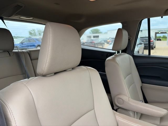 Used 2020 Honda Pilot Touring image 43