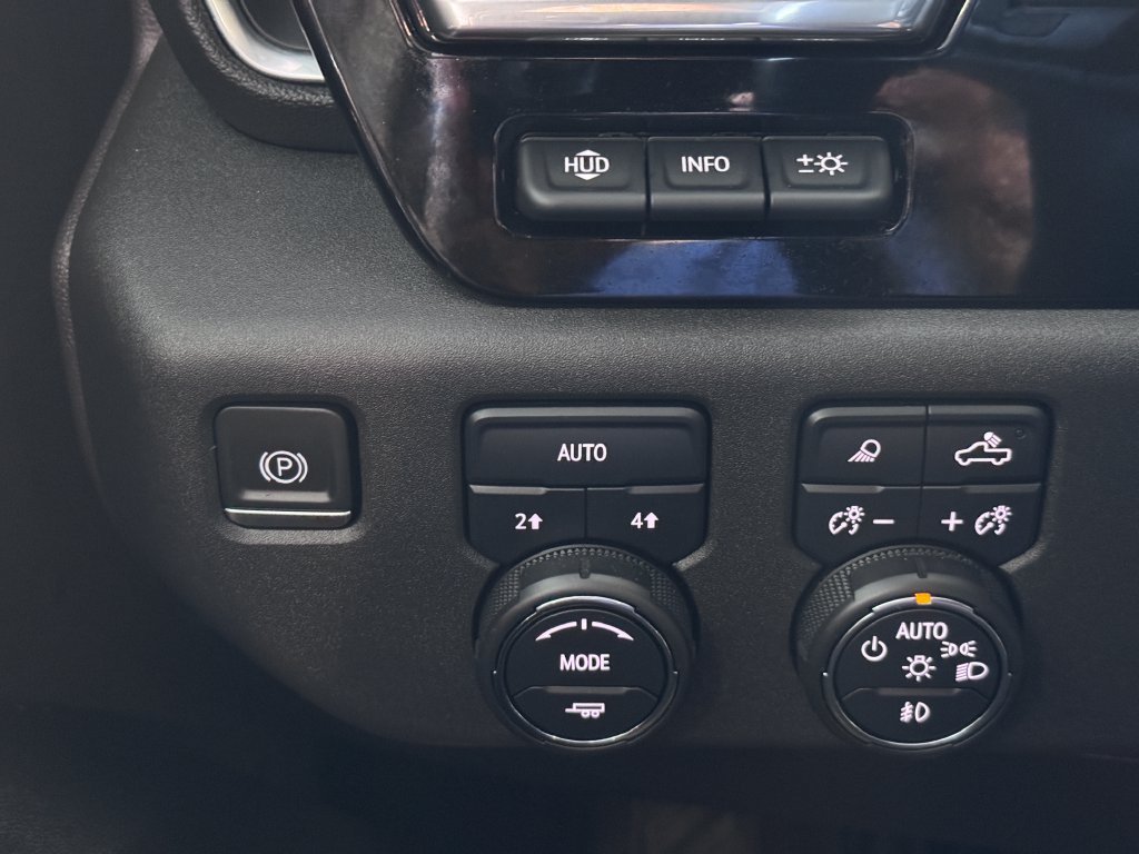 Certified 2023 Chevrolet Silverado 1500 LTZ w/ LTZ Premium Package AWD/4WD image 26