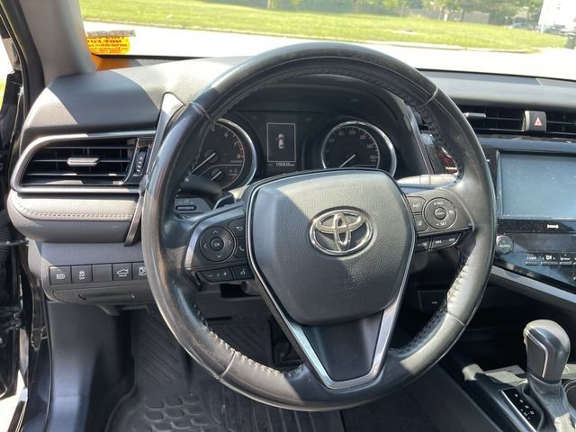 Used 2020 Toyota Camry SE FWD image 13
