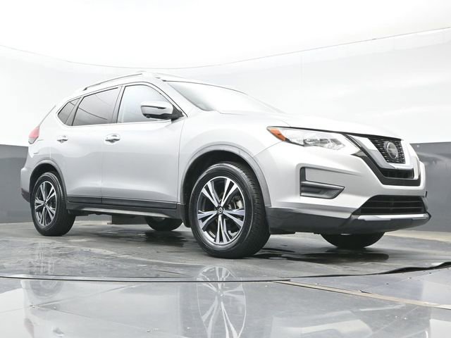 Used 2020 Nissan Rogue SV w/ Premium Package image 27