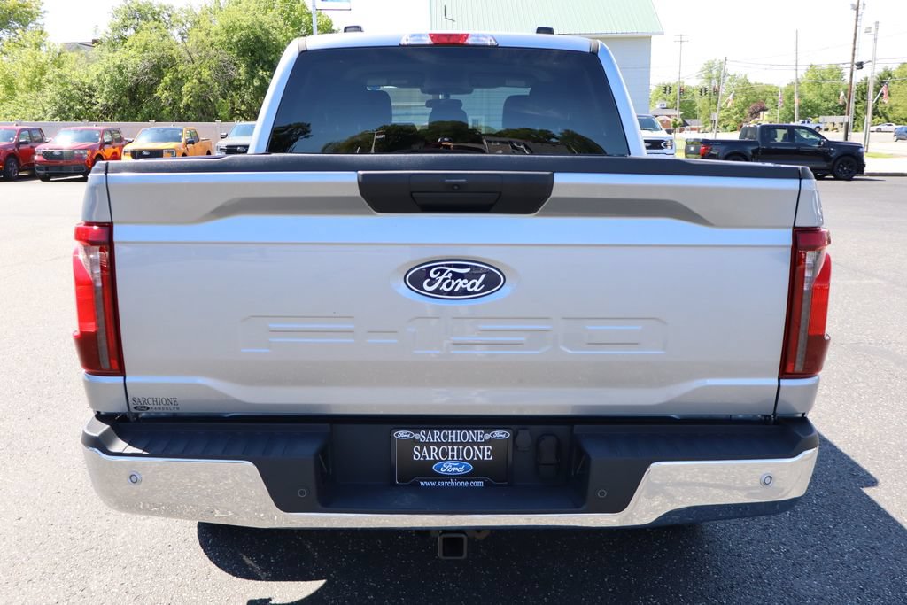 Used 2025 Ford F150 XLT w/ Equipment Group 301A Standard AWD/4WD image 15
