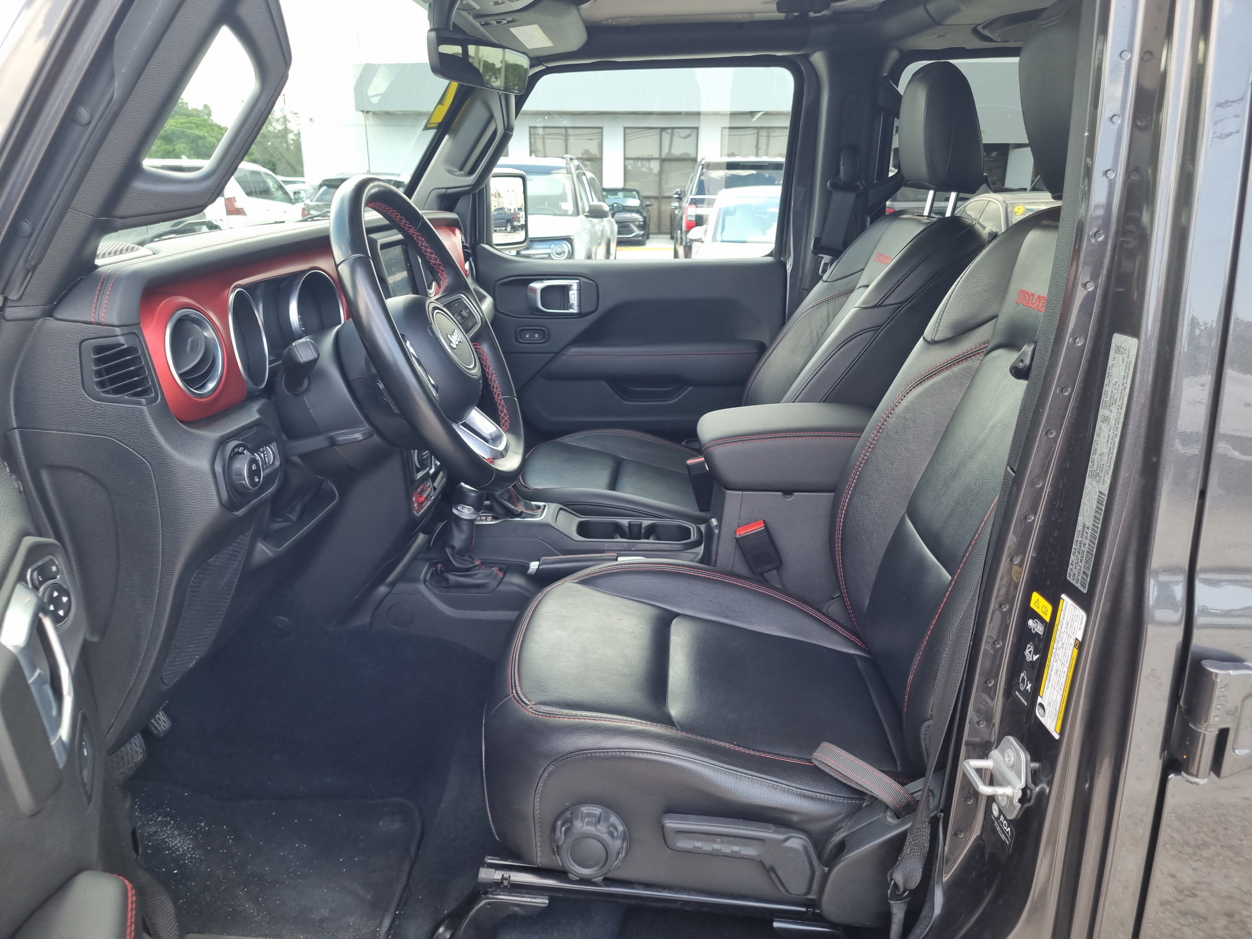 Used 2022 Jeep Gladiator Rubicon w/ LED Lighting Group AWD/4WD image 17