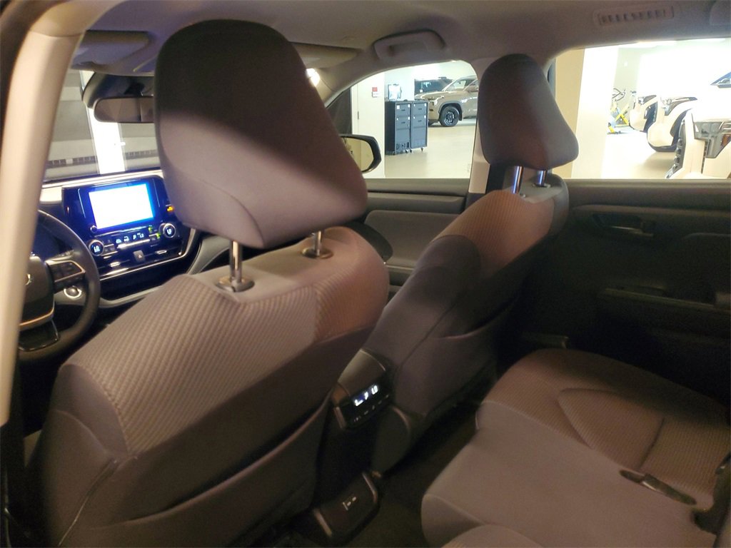 Certified 2024 Toyota Highlander LE image 15
