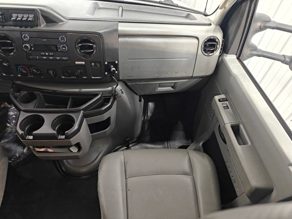 Used 2016 Ford E-350 and Econoline 350 Super Duty w/ Power Windows & Locks Group RWD image 40