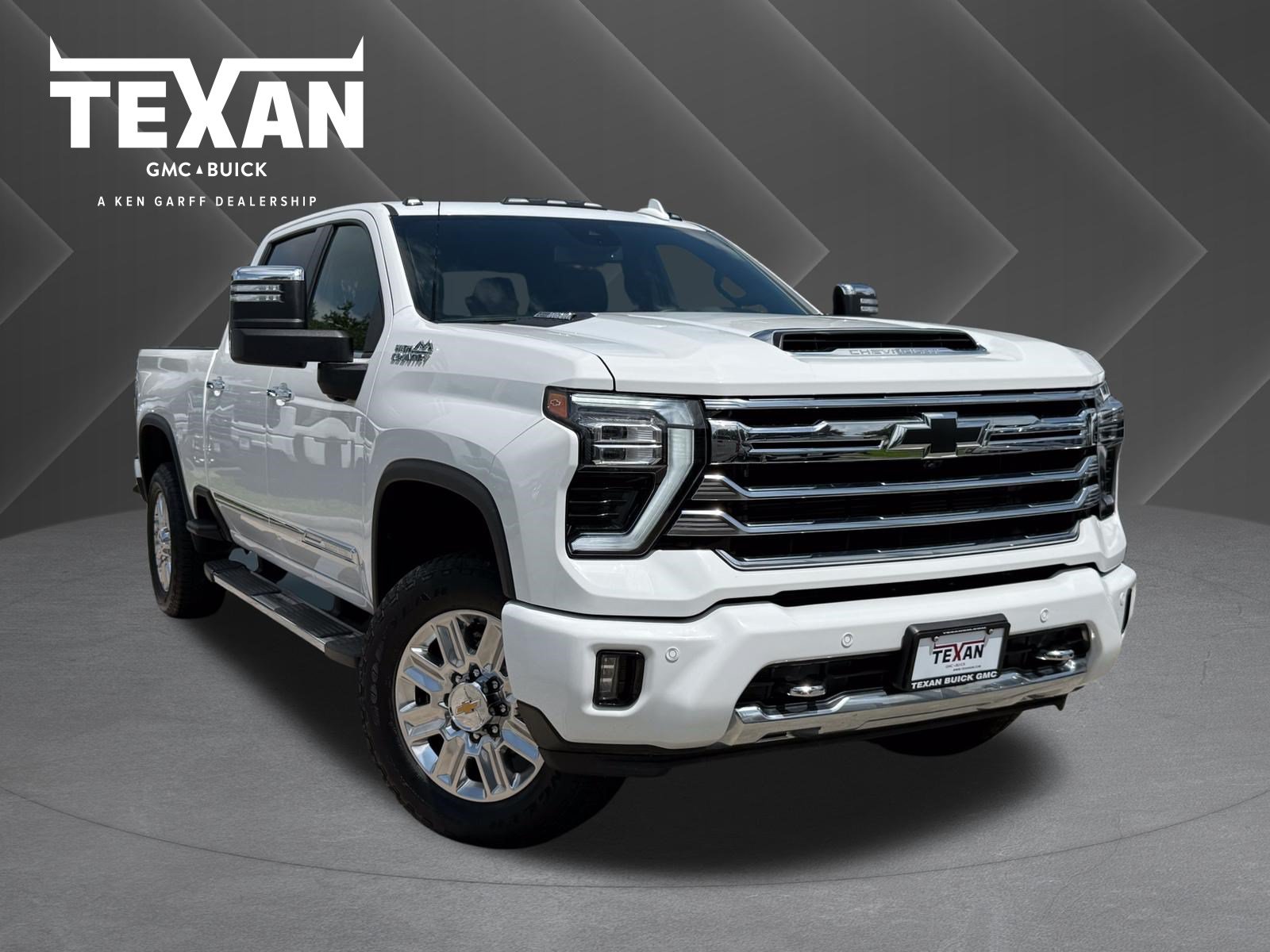 Used 2024 Chevrolet Silverado 2500 High Country AWD/4WD image 1