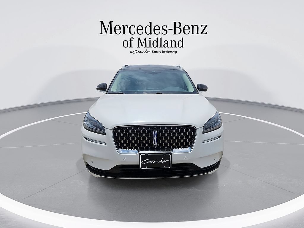 Used 2022 Lincoln Corsair Grand Touring AWD/4WD image 3