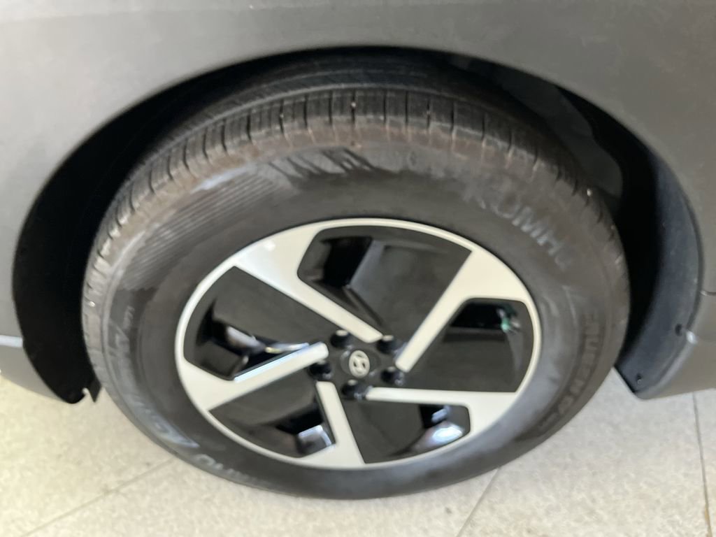 Used 2026 Hyundai Ioniq 9 SE AWD/4WD image 14