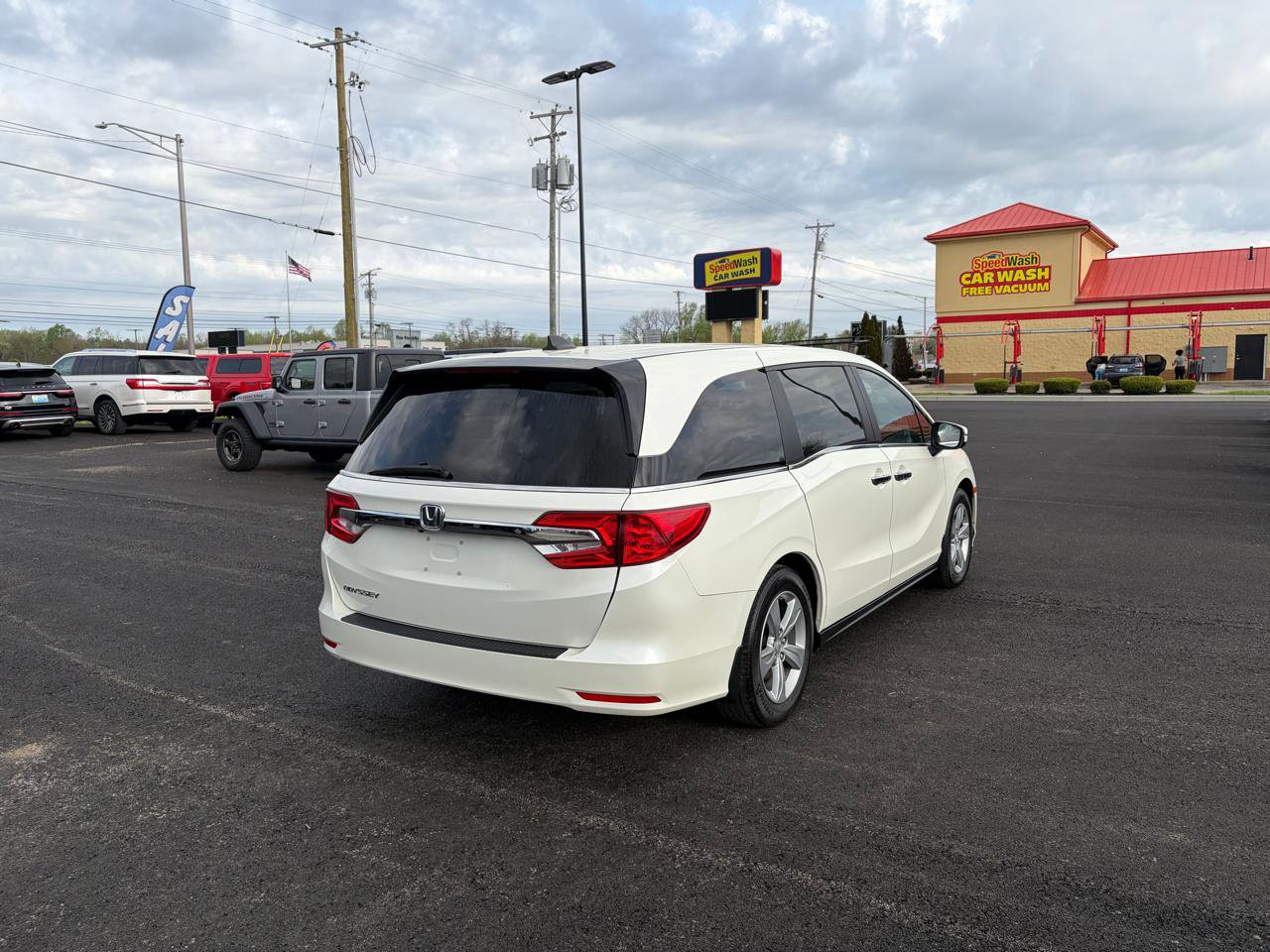 Used 2019 Honda Odyssey EX image 3