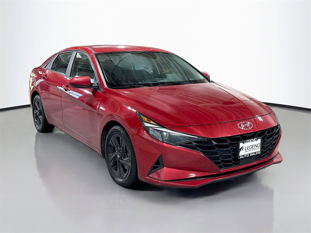 Used 2021 Hyundai Elantra SEL w/ Convenience Package image 3