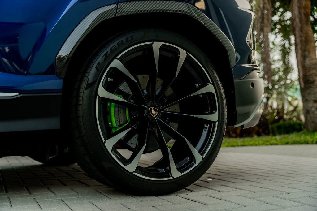 Used 2020 Lamborghini Urus image 18