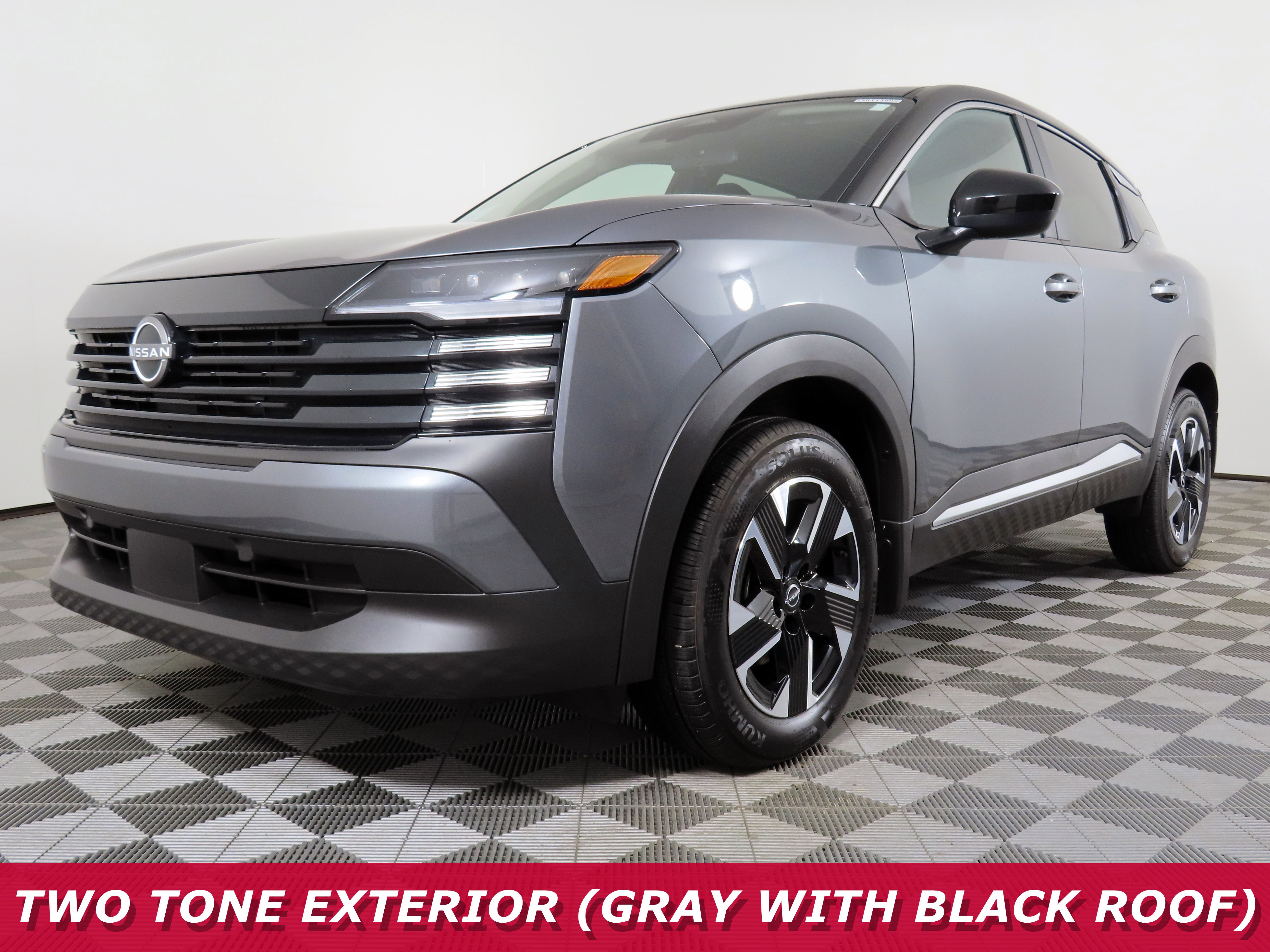 Certified 2025 Nissan Kicks SV w/ Illumination Package image 3