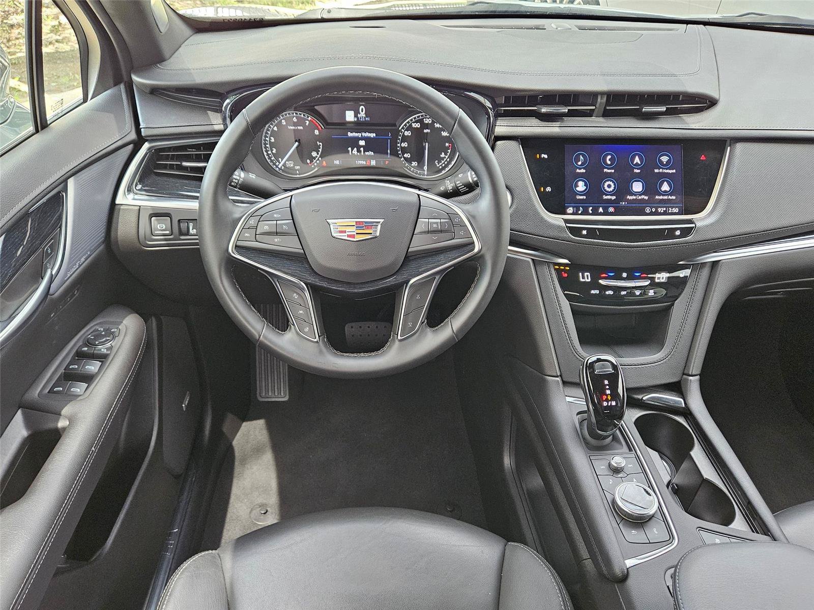 Certified 2025 Cadillac XT5 Premium Luxury AWD/4WD image 12