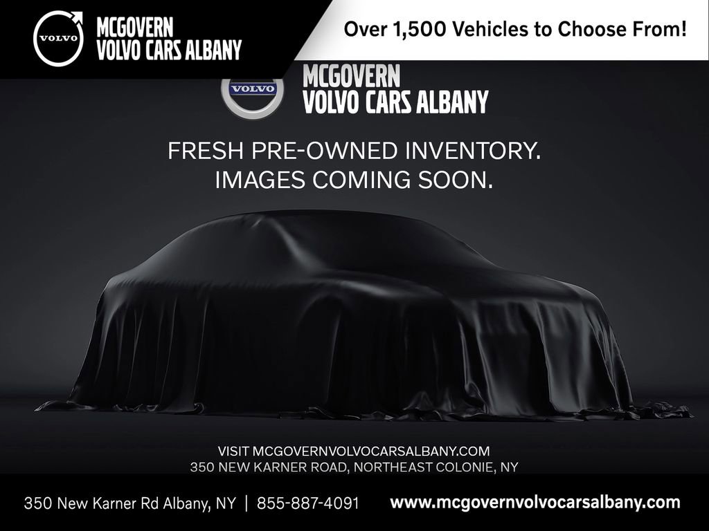 Used 2023 Volvo XC60 B5 Core w/ Climate Package AWD/4WD image 1