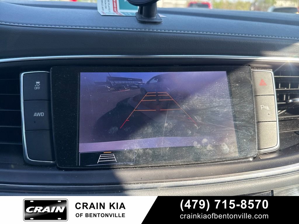 Used 2020 Buick Enclave Essence AWD/4WD image 25