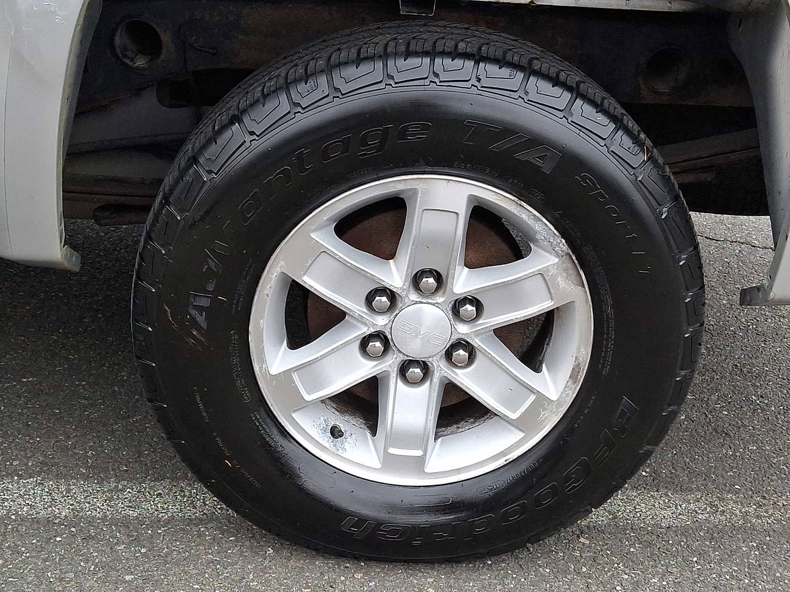 Used 2011 GMC Sierra 1500 SLE w/ Power Tech Package image 8