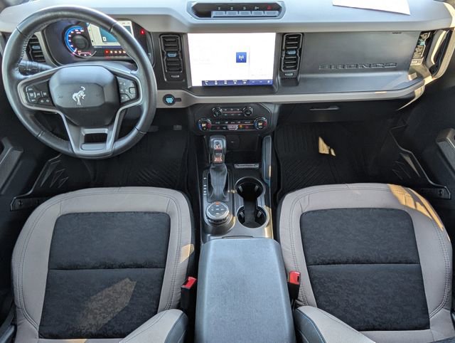 Used 2023 Ford Bronco Wildtrak image 5