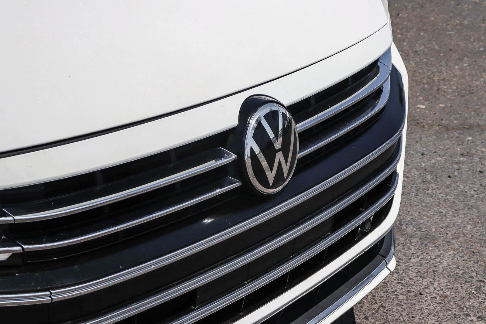 Used 2021 Volkswagen Arteon SE FWD image 6