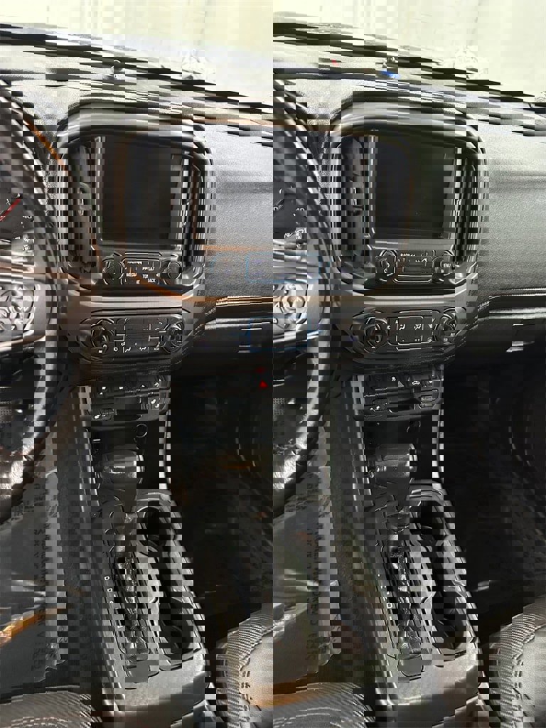 Used 2018 GMC Canyon All Terrain w/ Trailering Package image 17