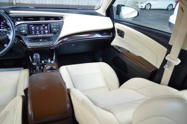 Used 2013 Toyota Avalon Limited FWD image 48