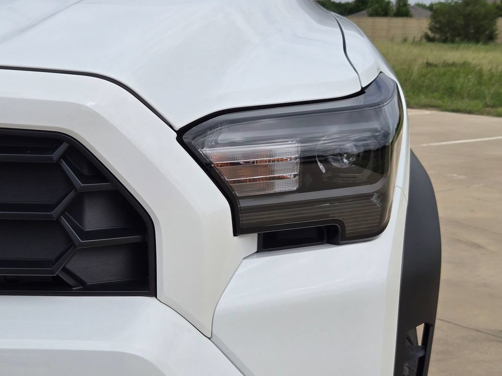 Used 2025 Toyota 4Runner TRD Off-Road AWD/4WD image 31