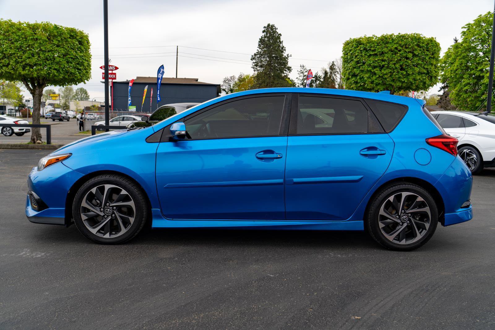 Used 2018 Toyota Corolla iM w/ All-Weather Mat Package FWD image 13