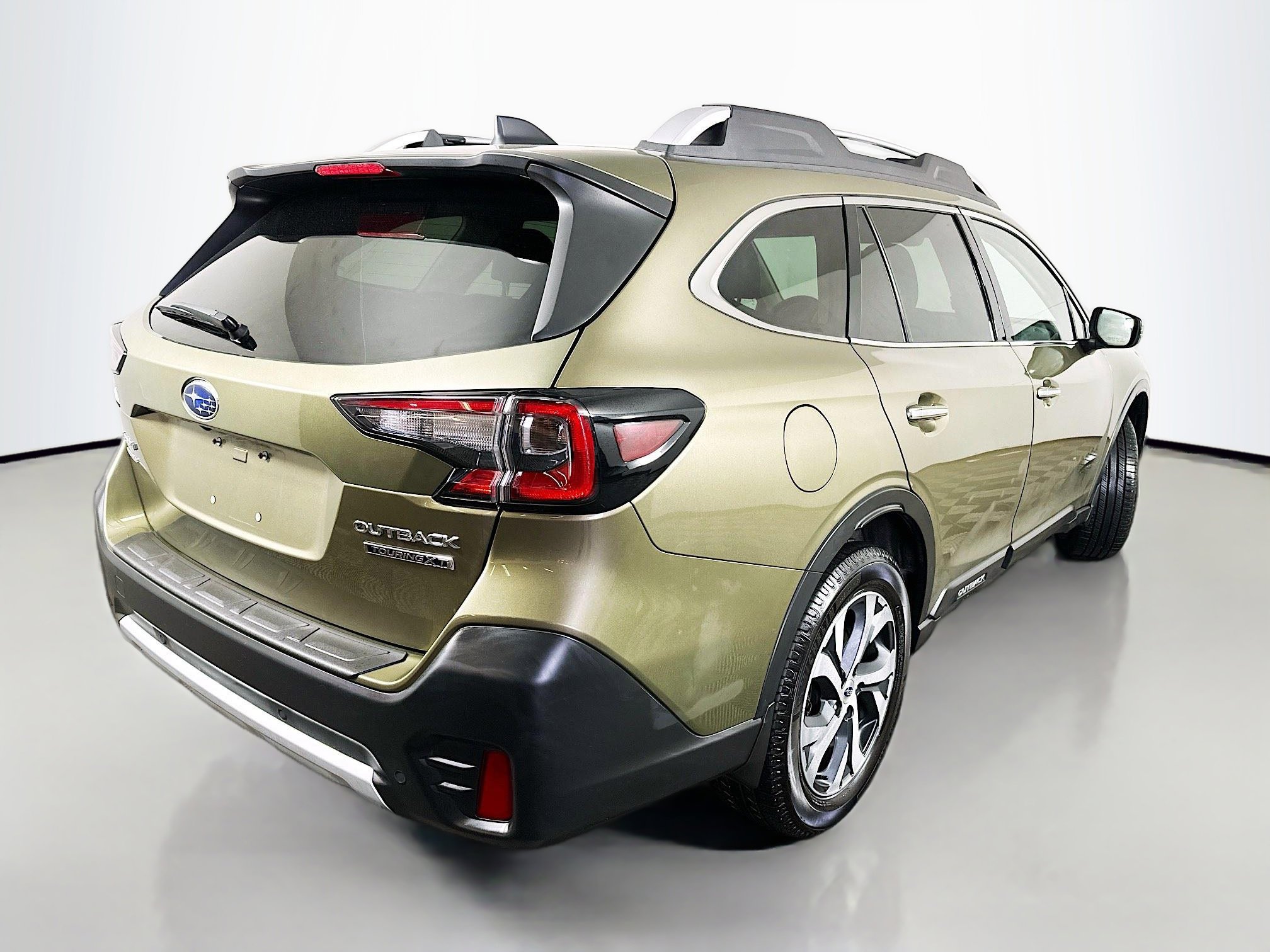 Used 2022 Subaru Outback Touring XT w/ Popular Package #2 image 7