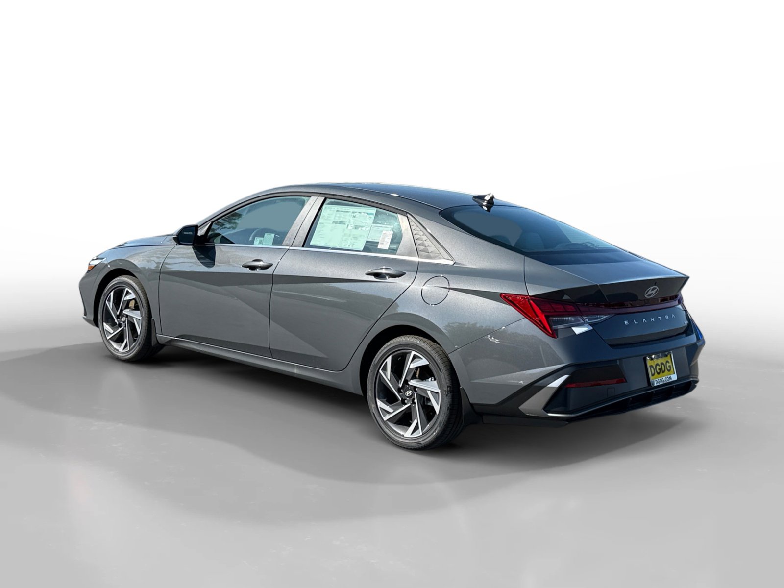 New 2025 Hyundai Elantra Limited image 3