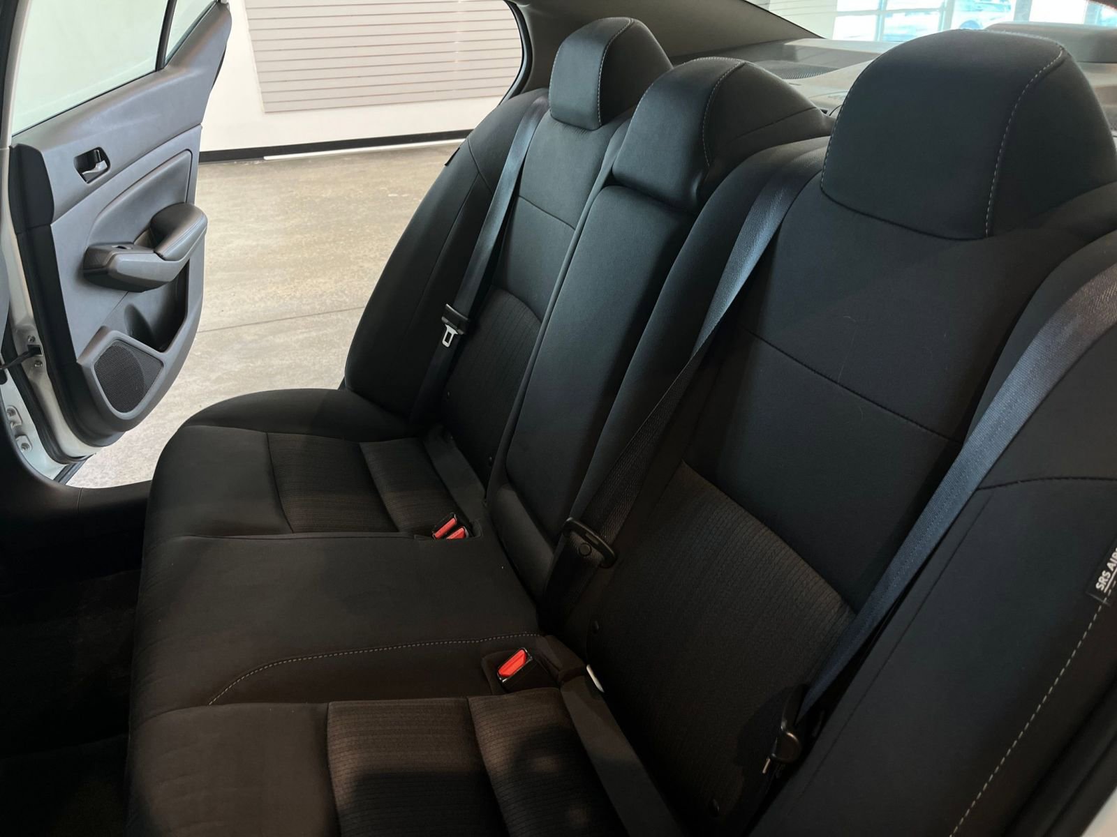 Used 2025 Nissan Altima 2.5 SV image 38