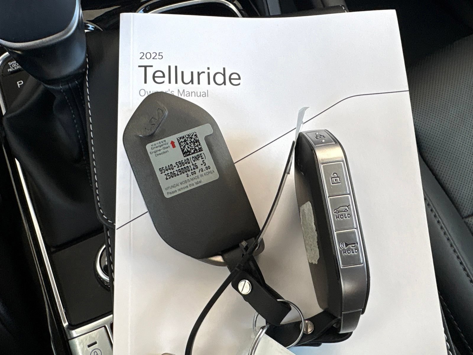 Used 2025 Kia Telluride S FWD image 35