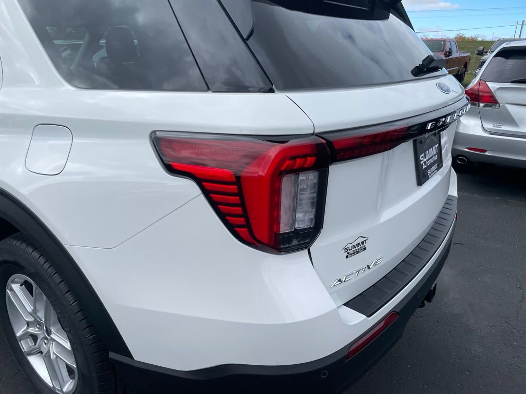 New 2026 Ford Explorer Active image 40