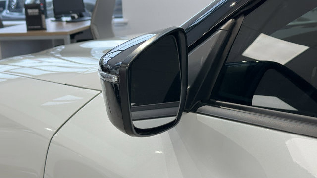 New 2023 Nissan Z PERFORMANC w/ Floor Mat Package (L93) image 10