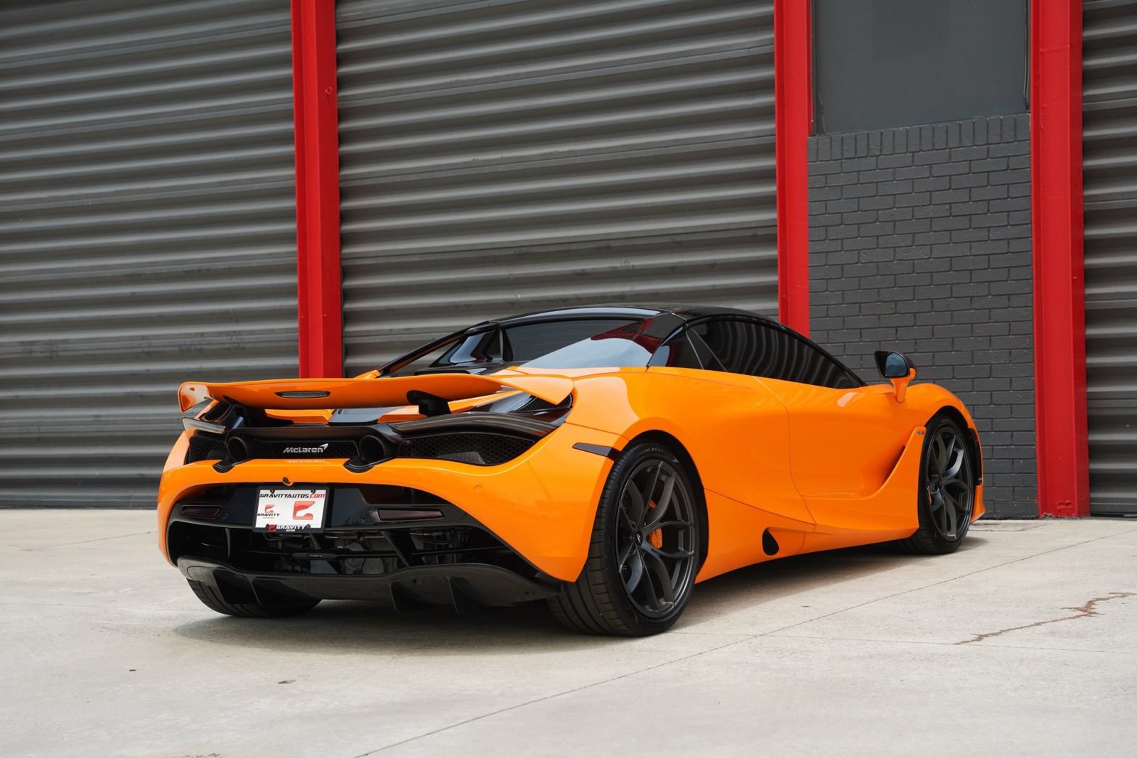 Used 2022 McLaren 720S Performance RWD image 15