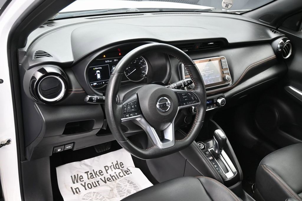 Used 2020 Nissan Kicks SR w/ SR Premium Package image 18