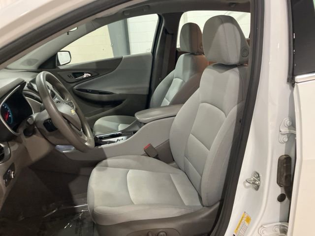 Used 2023 Chevrolet Malibu LT image 11